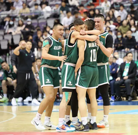 ▲松山高中查傑、葉韋喬。(圖/高中體總提供)