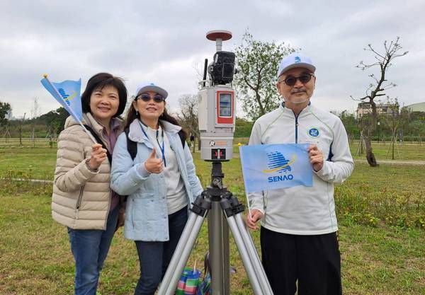 ▲桃園植樹節栽種流蘇樹苗