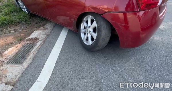 ▲金門超車車禍釀2傷送醫。(圖/記者林名揚翻攝,下同)