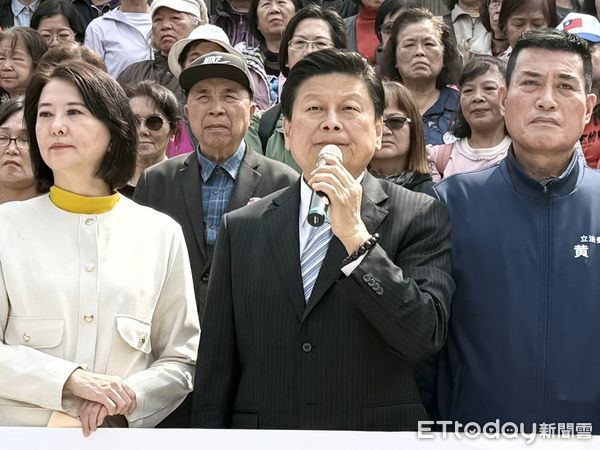 ▲▼傅崐萁 卓榮泰 對嗆 立法院院會 總預算覆議案。(圖/記者屠惠剛攝)