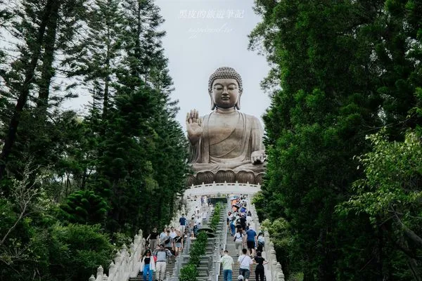 ▲▼凌空飛越大嶼山!香港昂坪360透明纜車全攻略 完美一日遊提案。(圖/黑皮的旅遊筆記授權提供)