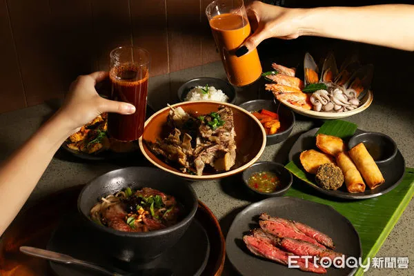 ▲船麵、火山排骨無限供應 路易莎旗下首家泰式吃到飽3/20開幕。(圖/路易莎提供)