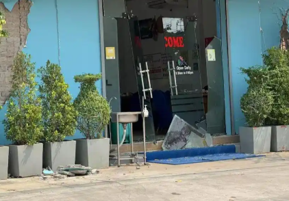 ▲▼成都女子在緬甸曼德勒親歷地震。(圖/翻攝自封面新聞)