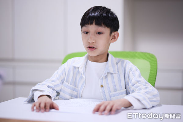 ▲▼ 《The Outlaw Doctor 化外之醫》童星謝以樂專訪 。(圖/記者黃克翔攝)