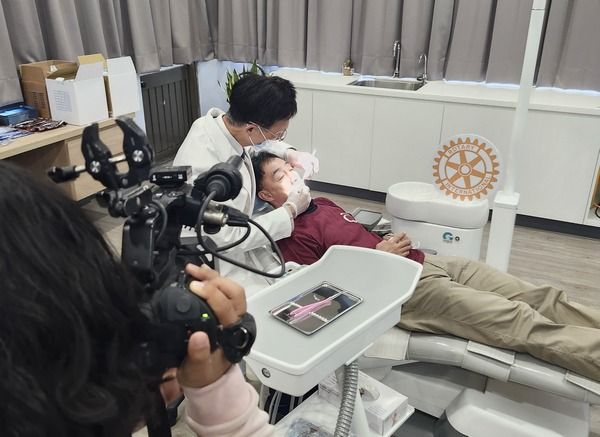 ▲國際扶輪全球獎助金助楊梅啟智技藝訓練中心牙科室啟用。(圖/桃園東信扶輪社提供)