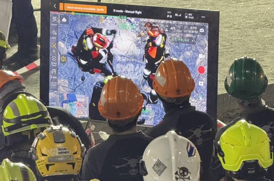 ▲▼曼谷倒塌大樓「發現6受困者」僅1人還在動。(圖/翻攝自khaosod)