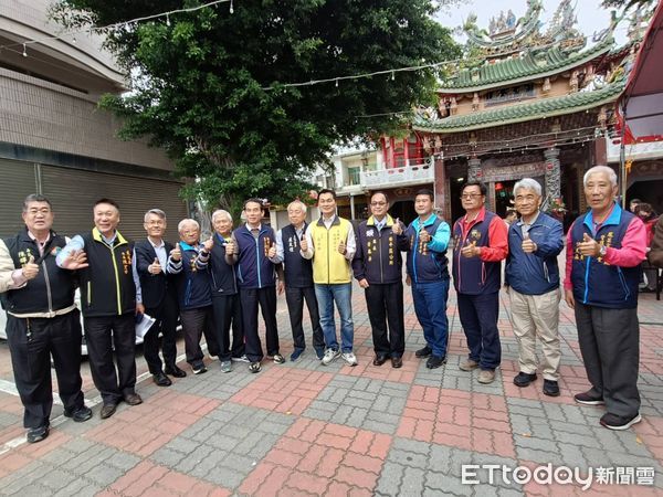 ▲4年1次的南台灣最大規模海上巡境「高雄林園鳳芸宮媽祖海巡」,將於4月10日於高雄中芸港出發,循海路抵達安平港。(圖/記者林東良翻攝,下同)