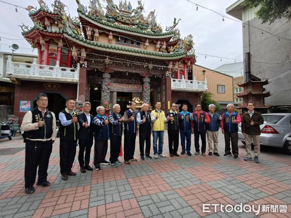 ▲4年1次的南台灣最大規模海上巡境「高雄林園鳳芸宮媽祖海巡」,將於4月10日於高雄中芸港出發,循海路抵達安平港。(圖/記者林東良翻攝,下同)