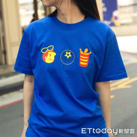 ▲頂呱呱與台灣設計眼鏡「KlassiC.」聯名T恤。(圖/頂呱呱提供)