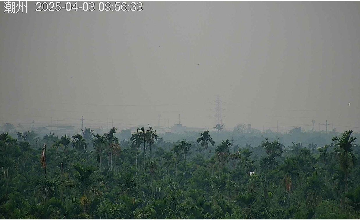 ▲▼受境外污染物影響,今天中南部不少測站亮起橘色燈號。圖為潮州測站。(圖/摘自空品監測網)