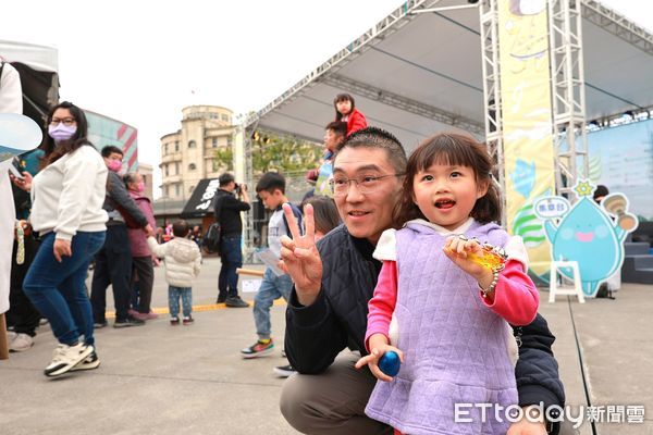 ▲基隆童話藝術節開幕。(圖/記者郭世賢翻攝)