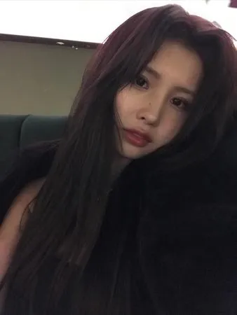 ▲▼全恩菲。(圖/翻攝自Threads/@jexxbi)