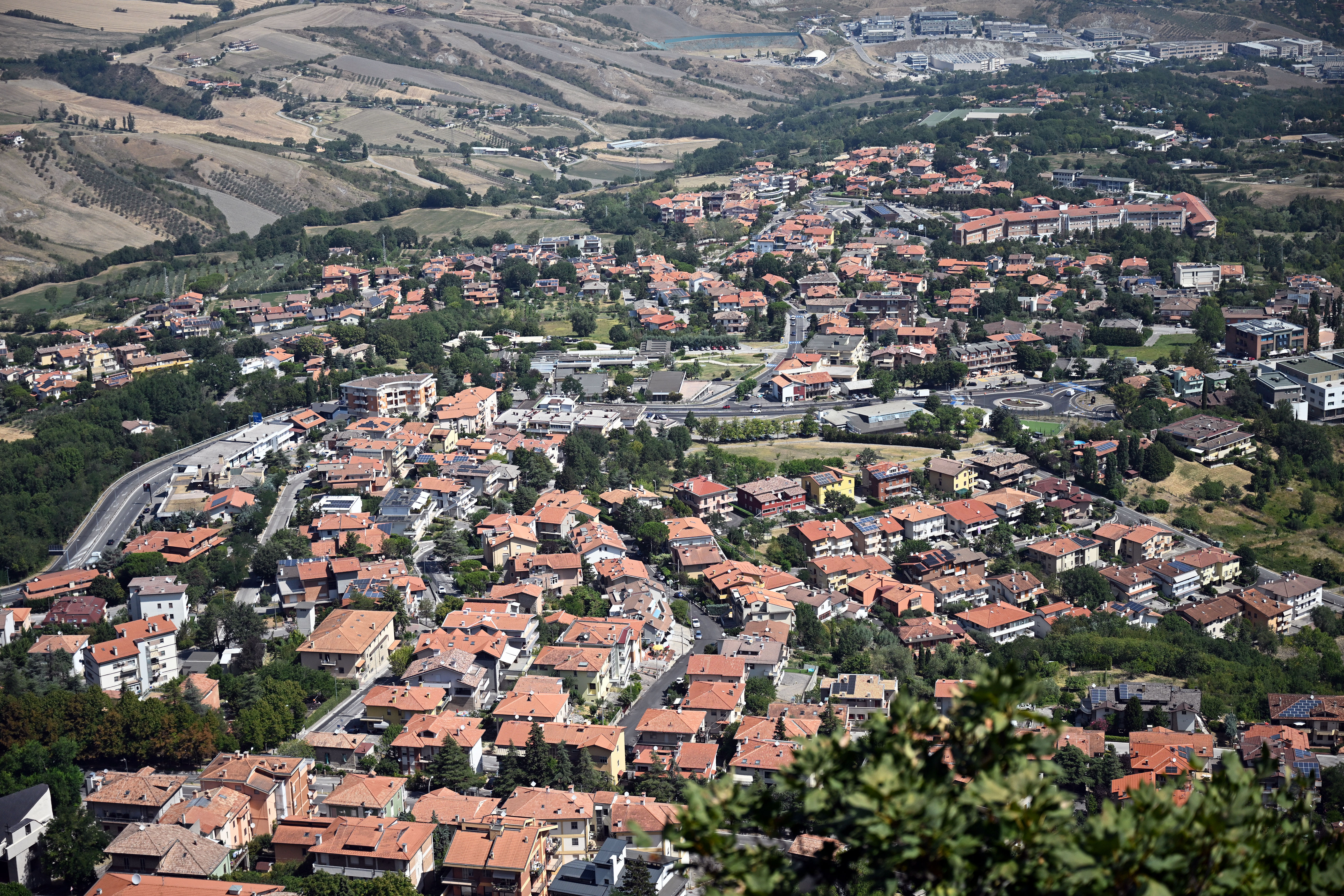 ▲▼聖馬利諾位於義大利東北部,面積約61.2平方公里,居民約3萬多人。(圖/路透)