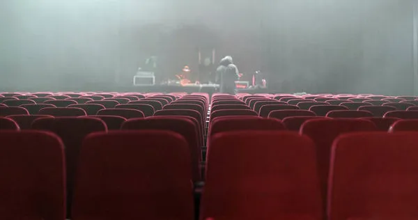 臉書粉專「黑特劇場」不再發布粉絲投稿。(示意圖/Pexels)