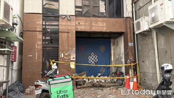 ▲▼ 鹽埕,瀨南街,法拍,大樓 。(圖/記者張雅雲攝)