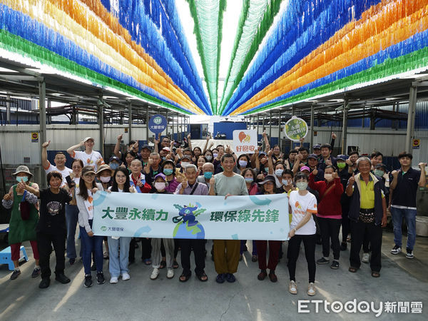 ▲企業與民間攜手提升拾荒者生活與工作環境 推動永續回收體系。(圖/記者游瓊華翻攝)