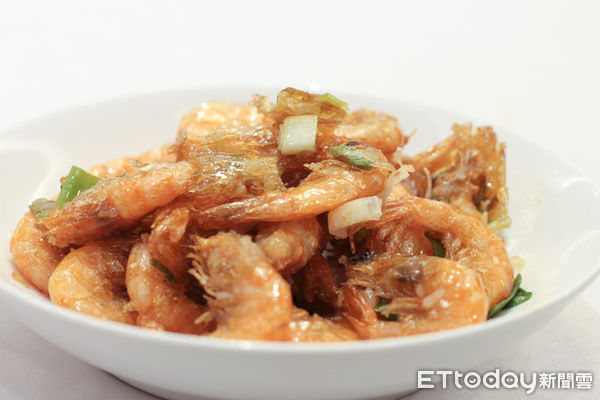 ▲春申食府菜色。(圖/記者黃士原攝)