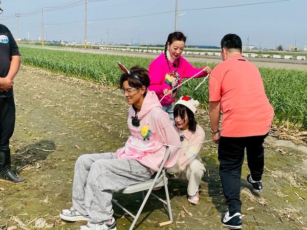 ▲▼阿翔遭到無情掃射。(圖/民視提供)