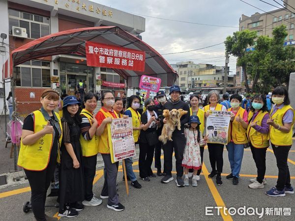 ▲▼烏日警方出動360人嚴陣以待,預防有人趁大甲媽回鑾滋事。(圖/警方提供,下同)