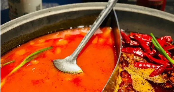 中國大陸一名26歲女子近日吃完麻辣鍋後突覺得喉嚨不太舒服,沒想到就醫後僅短短10分鐘便宣告不治,而造成這起憾事的罪魁禍首,就是「急性會厭炎」。(示意圖/翻攝自pixabay)