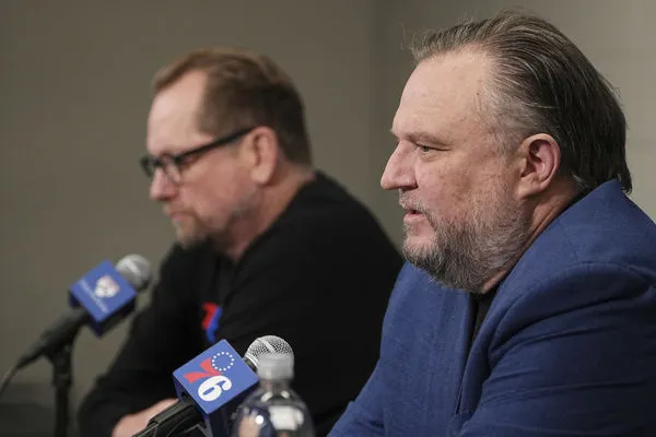 ▲▼七六人主帥納斯、籃球事務總裁莫雷。(圖/達志影像/美聯社)