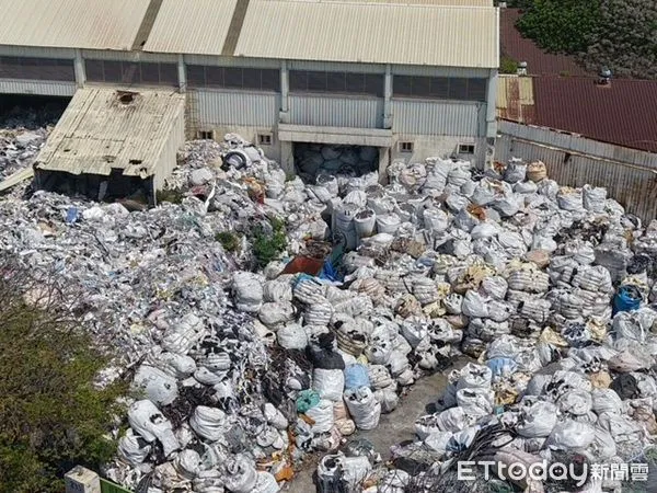 ▲桃園檢警環聯手破獲檢警環再次聯手破獲環保犯罪集團。(圖/桃園地檢署提供)