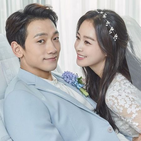 金泰希,RAIN,君綺醫美,君綺電波(圖/lacloud.official IG)