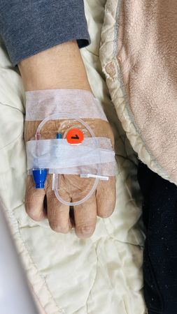 ▲廖峻三度中風,緊急送醫。(圖/經紀人提供)