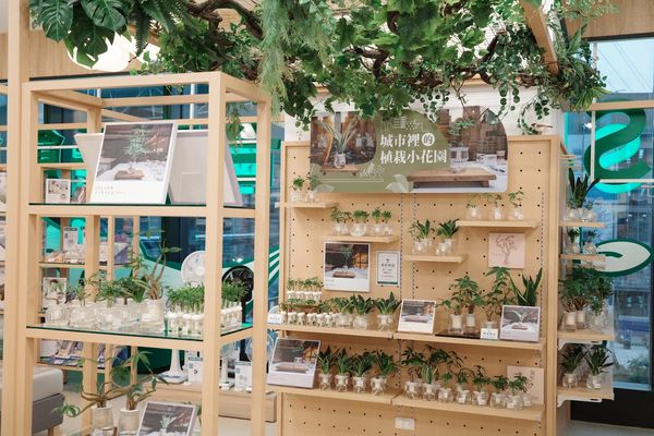 ▲台隆手創館、樂扣樂扣南港LaLaport新店。(圖/業者提供)