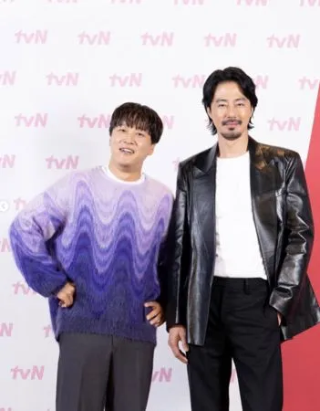 ▲▼趙寅成、車太鉉當社長,合開經紀公司。(圖/翻攝趙寅成IG)