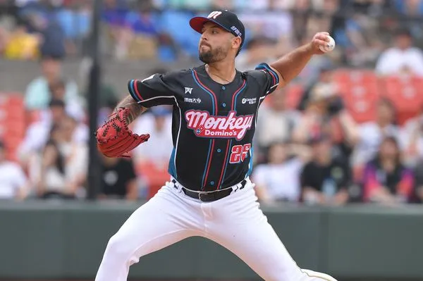 ▲桃猿洋投霸鉧德。(圖/樂天桃猿提供)