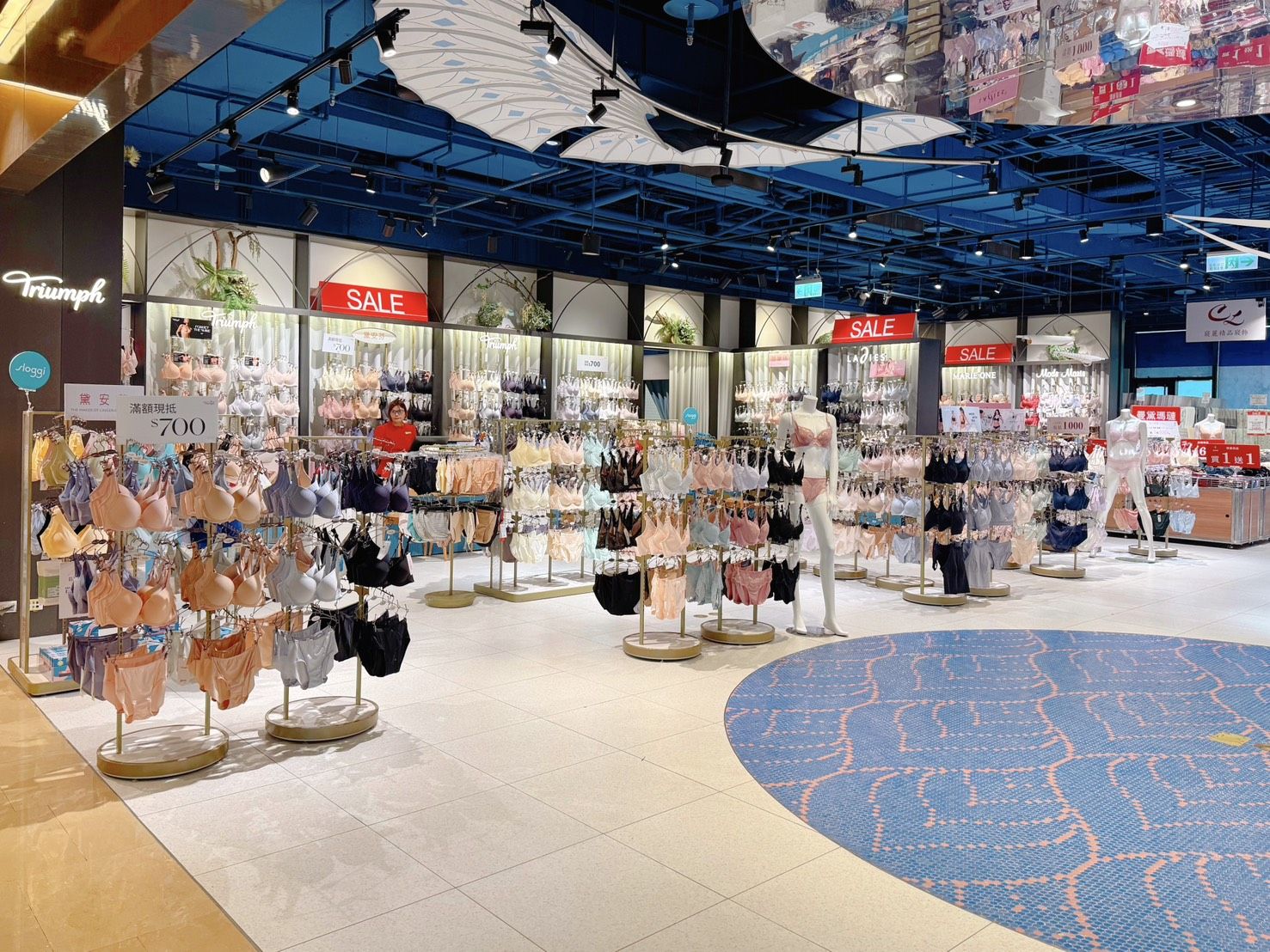 ▲▼京站,女王購物節,改裝出清。(圖/京站提供)