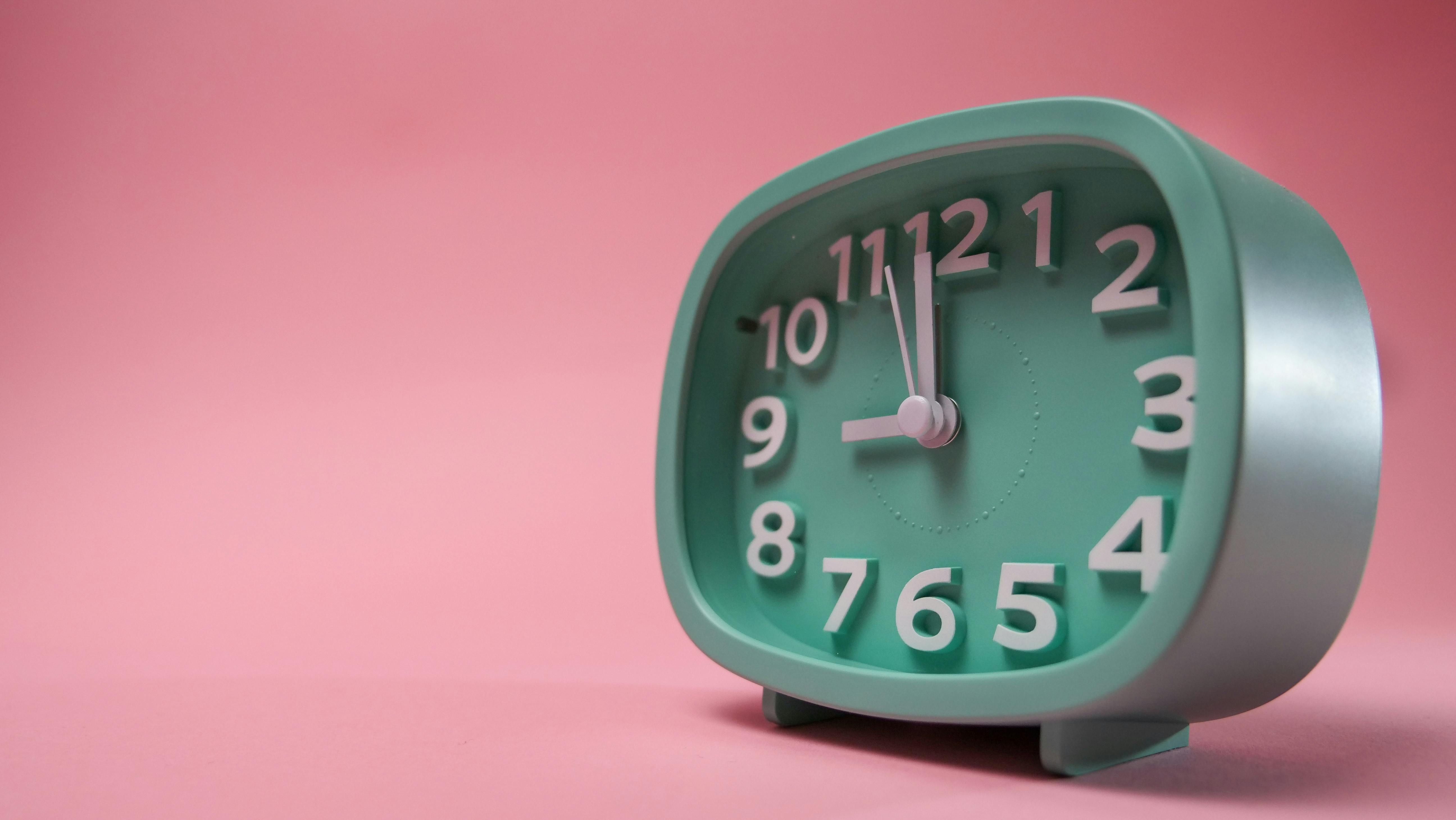 ▲▼腦霧,專注力,光線,黑巧克力,睡眠。(圖/取自免費圖庫pexels)