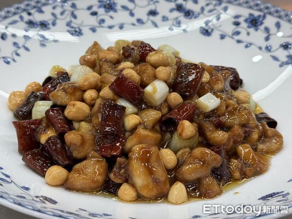 ▲▼ 台青川菜、創業 。(圖/記者任以芳攝)