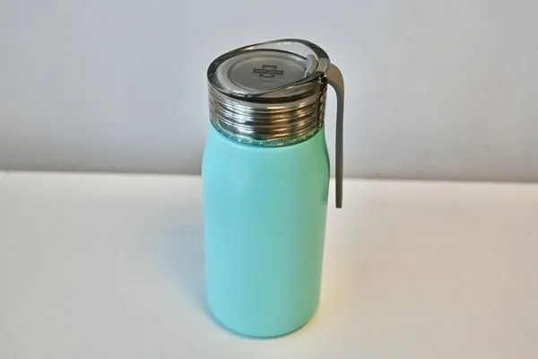 ▲中鋼114年度股東會紀念品「輕巧冷水瓶」。(圖/中鋼提供)