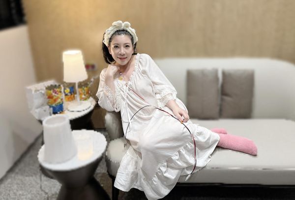 ▲▼陳文茜住院用巨嬰澡缸。(圖/翻攝自臉書)