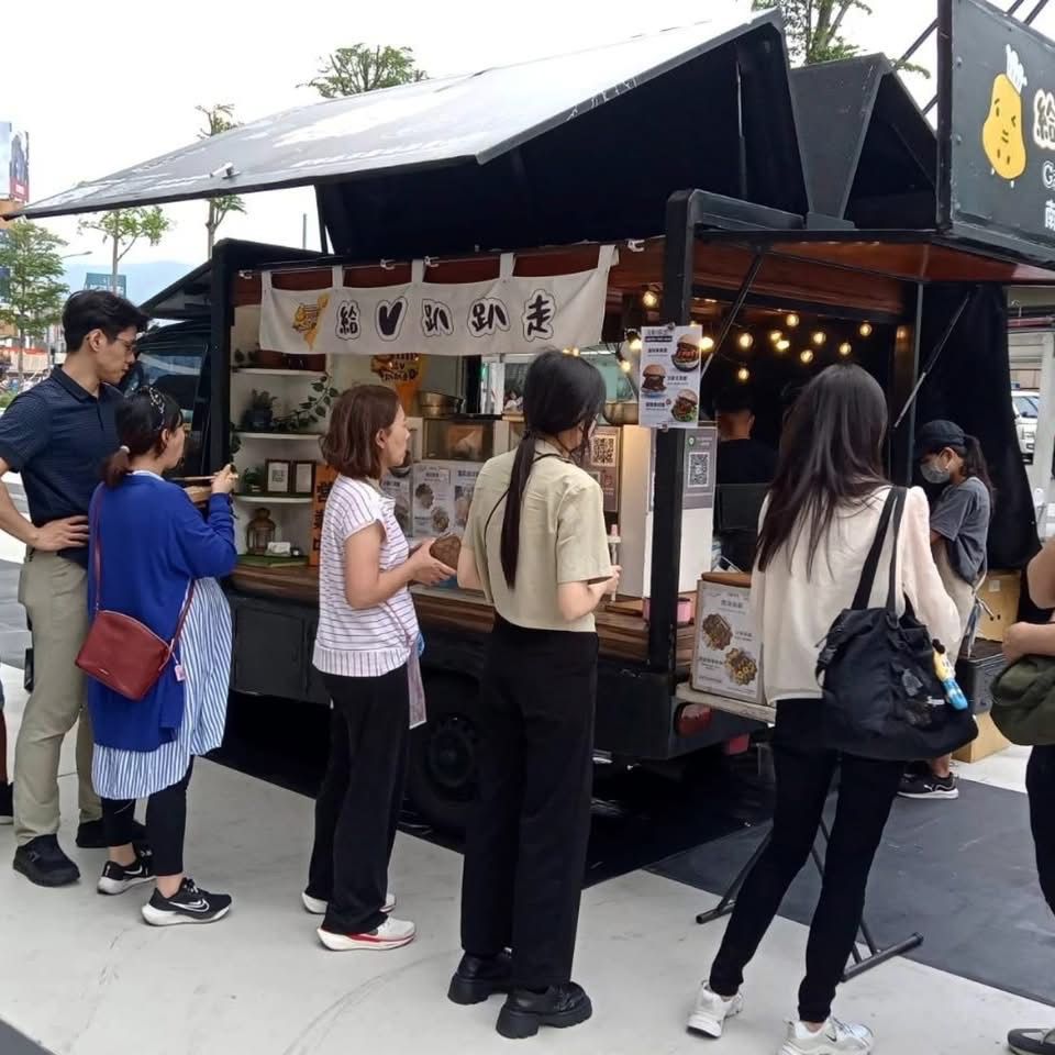 ▲▼佛光大學蔬食系吸引東南亞等地國外籍生就讀,系上三分之一是外籍生。(圖/詹雅文提供)