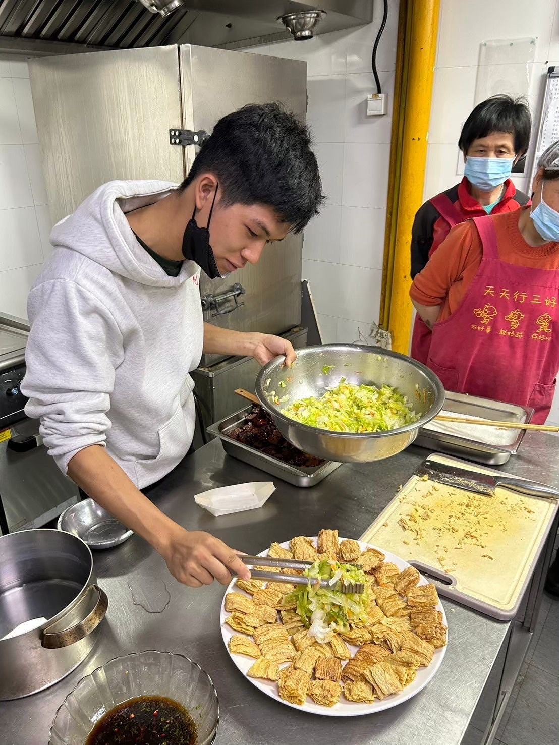 ▲▼佛光大學蔬食系吸引東南亞等地國外籍生就讀,系上三分之一是外籍生。(圖/詹雅文提供)