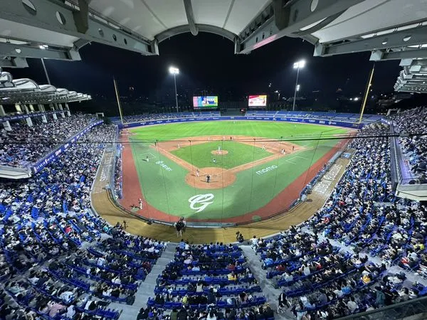 ▲富邦悍將新莊主場觀眾。(圖/富邦悍將提供)