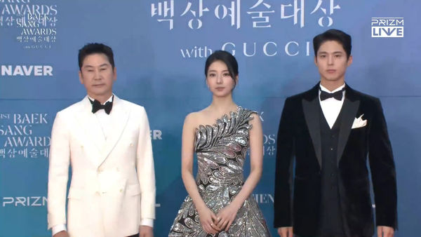 ▲▼ 百想/IU、宋慧喬、金高恩全到了! 金泰梨兩截式禮服露腰美爆。(圖/翻攝自PRIZM)