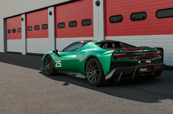 Ferrari全新推出特別版車型Ferrari 296 Speciale,新車採用中後置引擎配置,並搭載了可外接充電式混合動力系統。