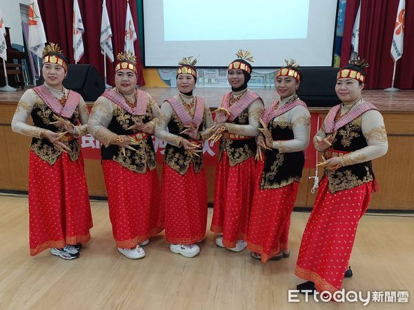 ▲台南防癌抗癌協會於仁德舉辦孝道三部曲活動,吸引百組家庭參與,透過沐足、奉茶傳遞感恩孝心。(記者林東良翻攝,下同)