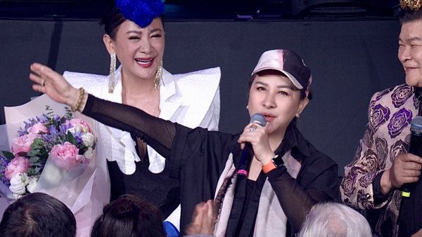 ▲ 龍千玉、蔡小虎深情對唱,楊麗花、陳亞蘭。(圖/高雄流行音樂中心提供)