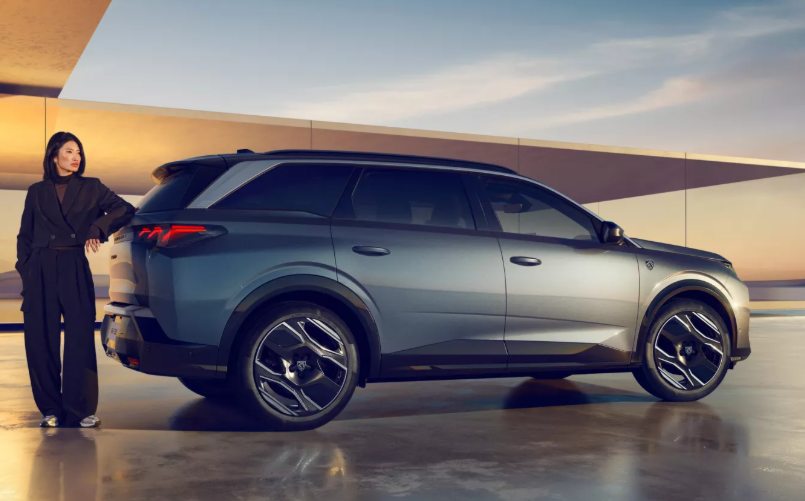 ▲Peugeot 3008、5008送測籌備中,為今年上市作準備。(圖/翻攝自Peugeot)
