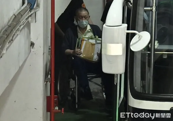 ▲▼台北地院審理京華城案提訊沈慶京。(圖/記者李毓康攝)