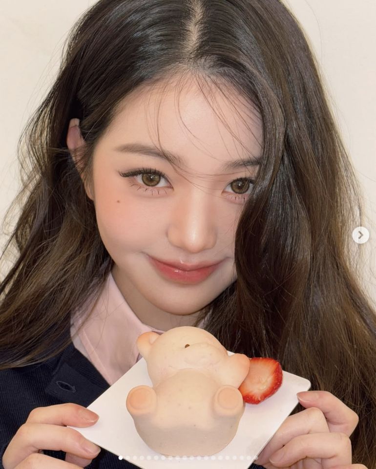 彩妝,化妝。(圖/IG)