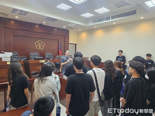 ▲▼ 嘉義地檢署接待亞洲大學師生實地參訪 瞭解司法實務運作 。(圖/嘉義地檢署提供)