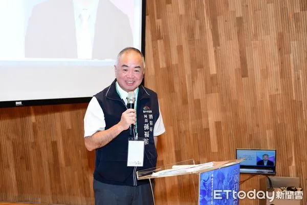 ▲▼消防局長孫福佑表示,台灣日本舉行檢傷制度交流研討會,期盼精進急救品質提高存活率。(圖/中市消防提供,下同)