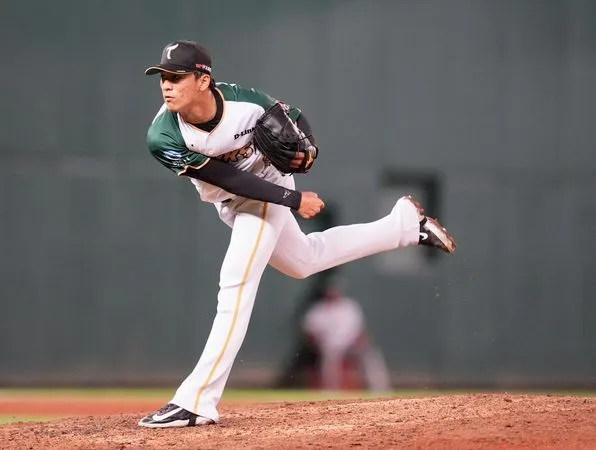 ▲台鋼雄鷹投手張誠恩。(圖/台鋼雄鷹提供)