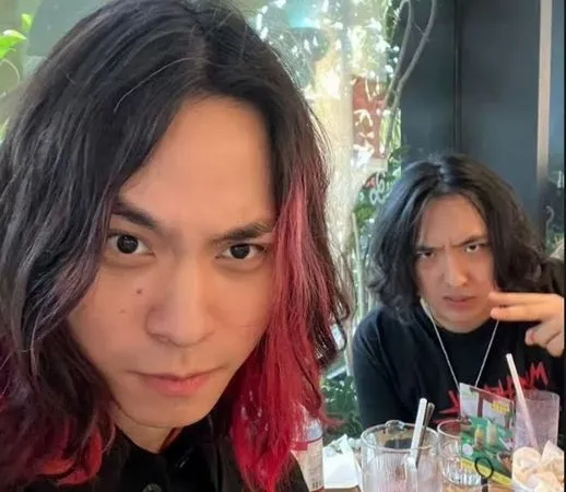 吳鎮宇2014年帶兒子吳費曼上陸綜《爸爸去哪兒》,當年6歲的吳費曼如今已是16歲青少年。(翻攝自吳費曼微博)